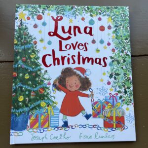 Luna Loves Christmas