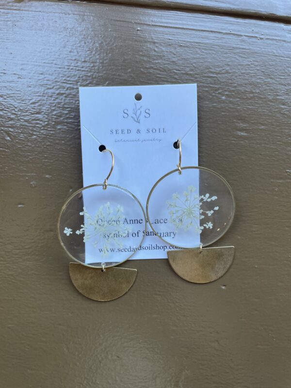 Phase Earrings Queen Annes Lace